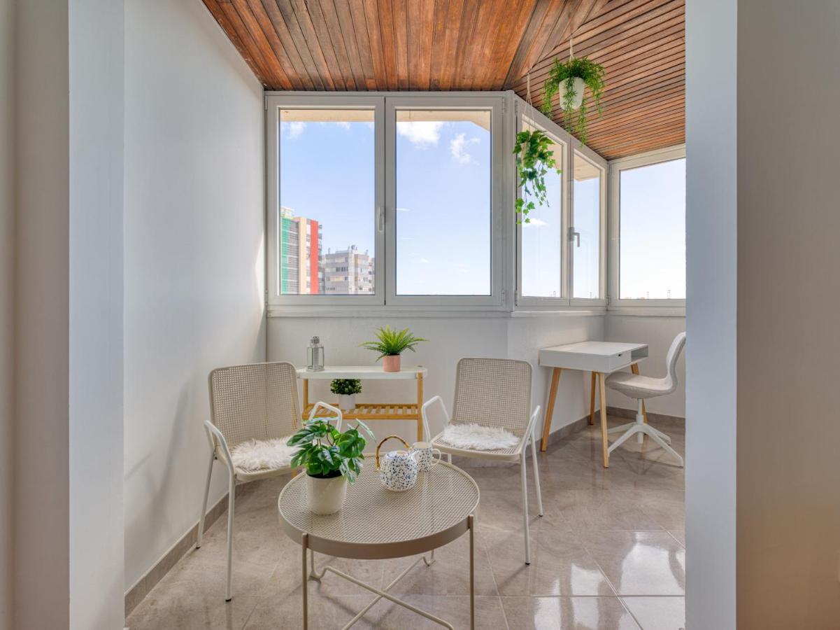 Bright Townhouse - Views - 5 Min Walk To The Beach Las Palmas de Gran Canaria Exterior photo